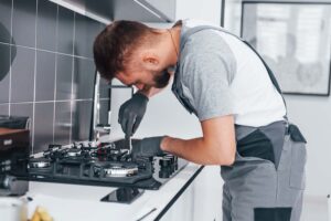 Floor trap choke clearing by PUB licensed plumber Singapore